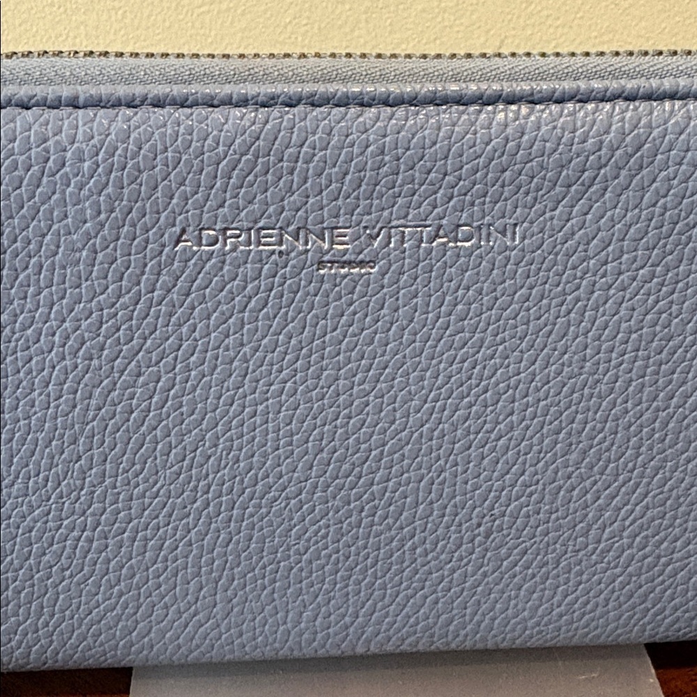 Adrienne Vittadini Periwinkle Zip Wallet  pebbled leather / vegan trim& interior - Picture 2 of 13